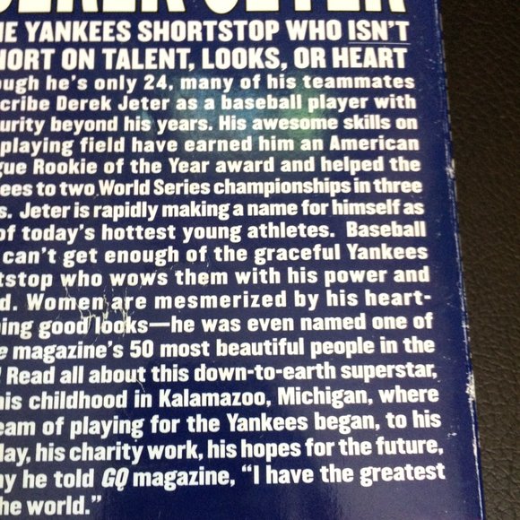 Derek Jeter - Picture 2 of 4